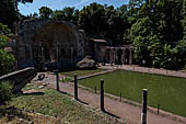 Villa Adriana - Canopo e Serapeo, uno dei complessi pi originali e spettacolari della villa.